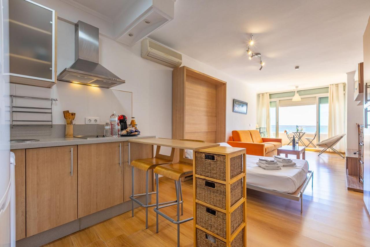 Apartamento El Velero Primera Linea Playa Apartment Torremolinos Ngoại thất bức ảnh