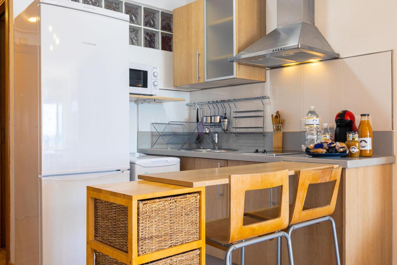 Apartamento El Velero Primera Linea Playa Apartment Torremolinos Ngoại thất bức ảnh