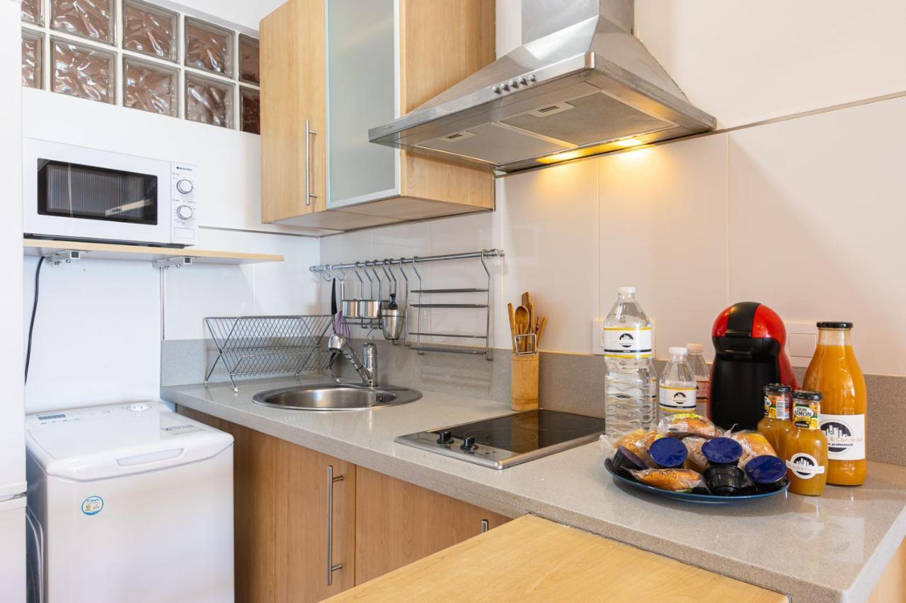 Apartamento El Velero Primera Linea Playa Apartment Torremolinos Ngoại thất bức ảnh